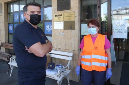 Množično cepljenje v ZD Cerknica 07 FOTO LJUBO VUKELIČ